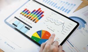 analisis data yang mendalam